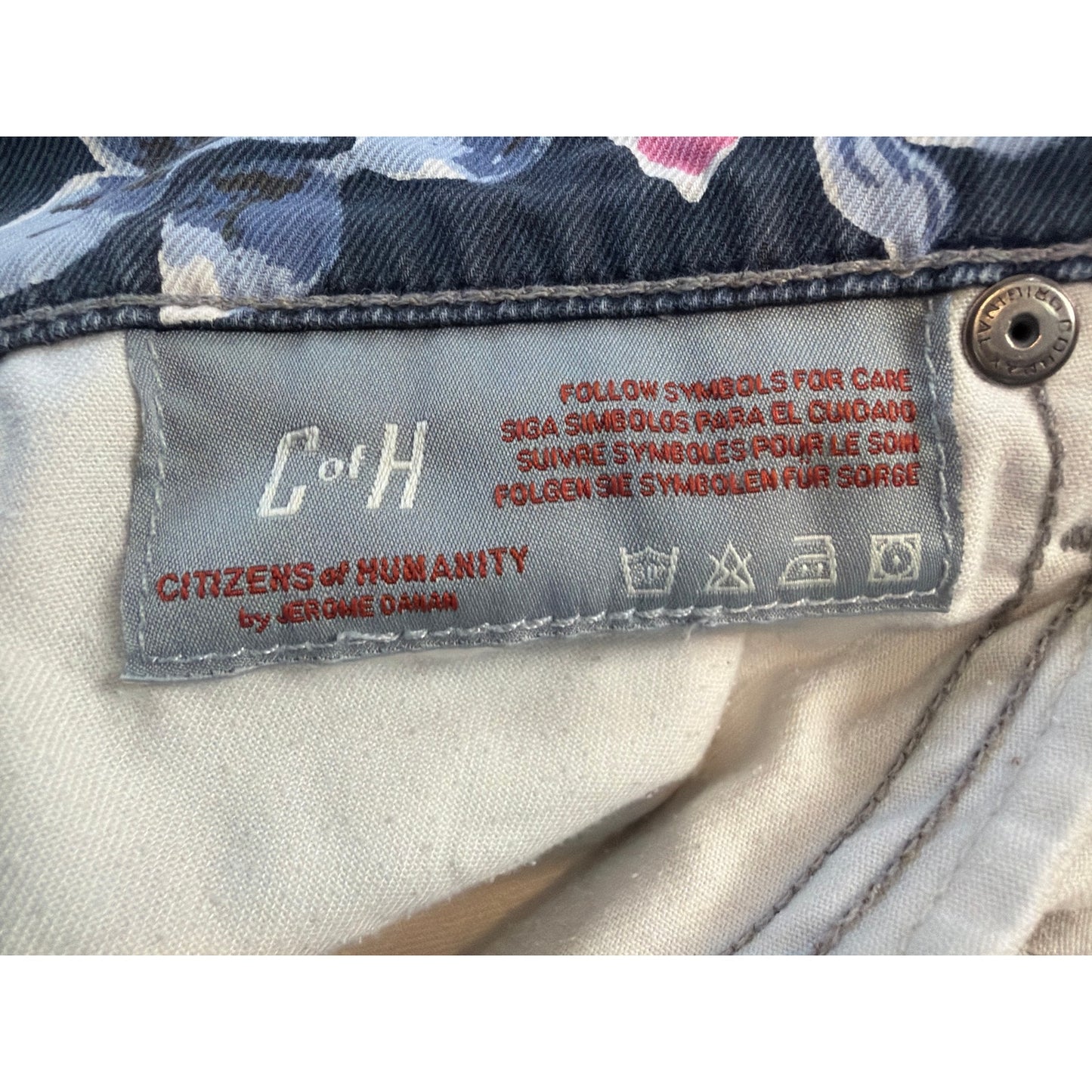 Citizens of Humanity size 25 Muted Blue Floral Pattern Distressed shorts