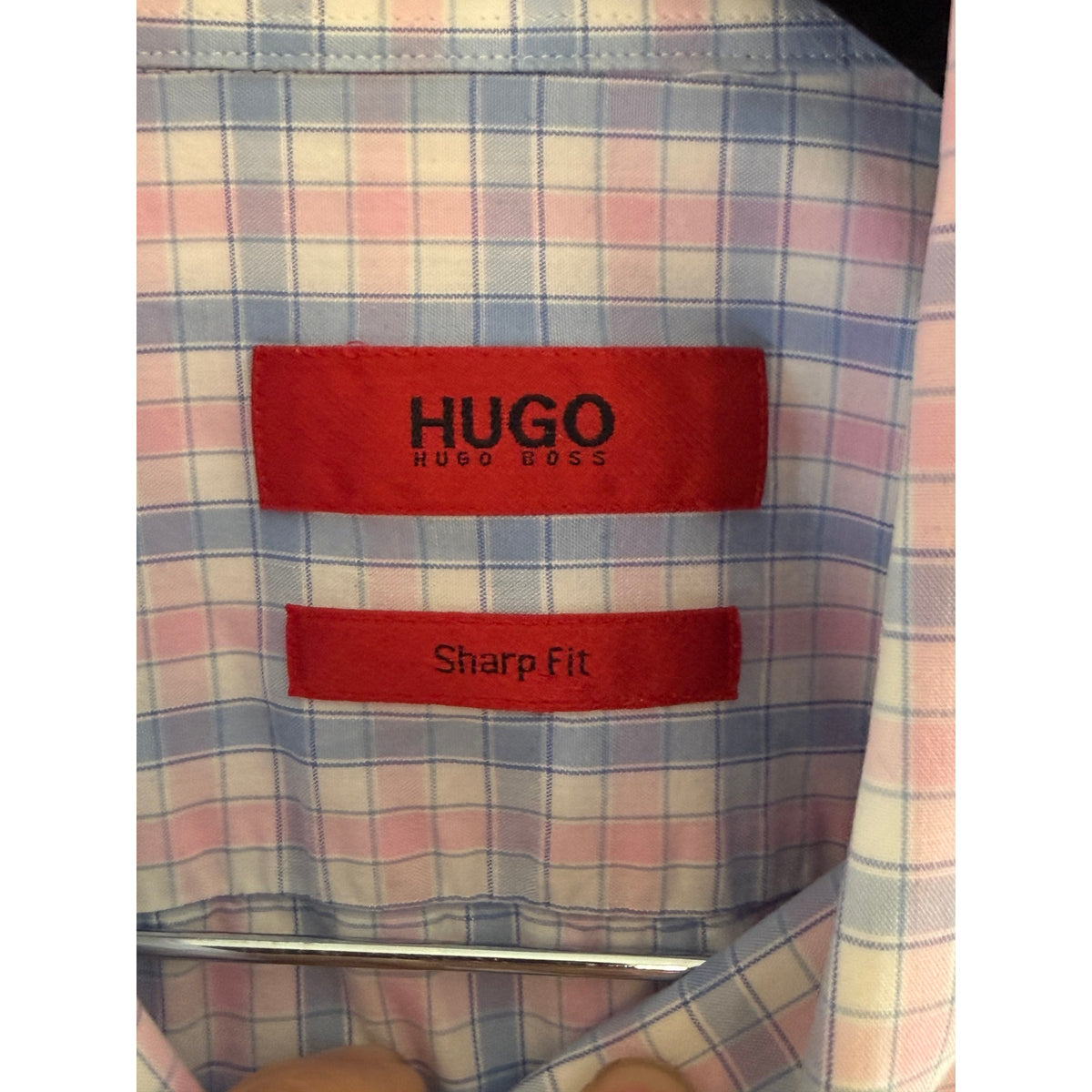 Hugo Boss "Sharp Fit"  dress shirt a pink/blue plaid Sz16.5
