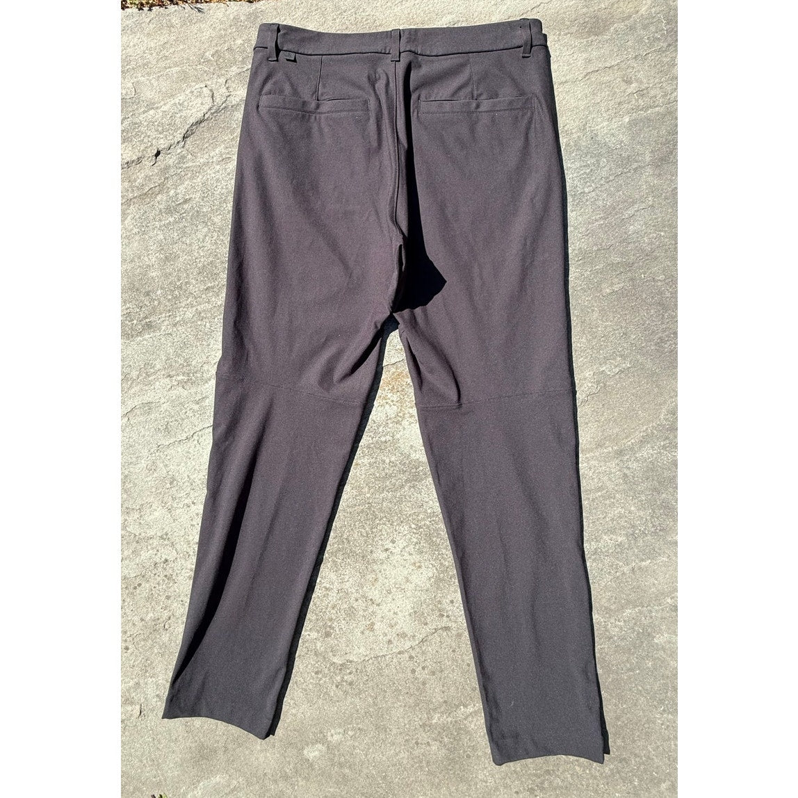 Lululemon Men’s Pants Black Size 32 EUC Warpstreme High Performance Chino