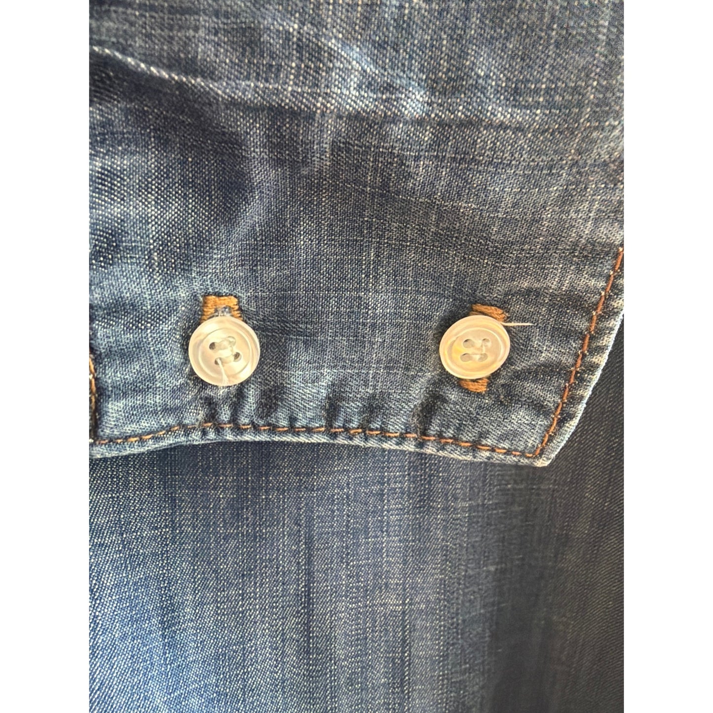 Cloth & Stone Size Small Denim Style Open Collar Button Up