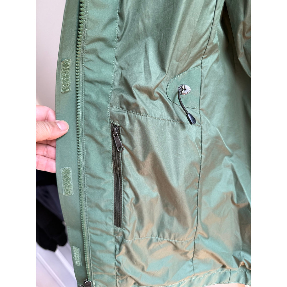 Marmot Women’s GORE-TEX Wend Parka Jacket Green Two-Tone Rain Coat Shell XS EUC