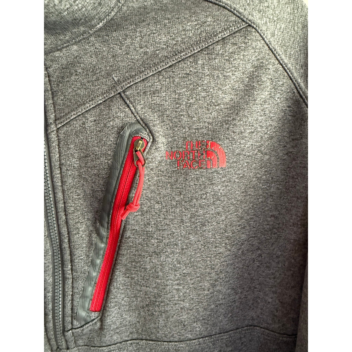 The North Face Gordon Lyons 1/4 Zip Fleece Pullover Mens XL Heather Grey Red Mtn