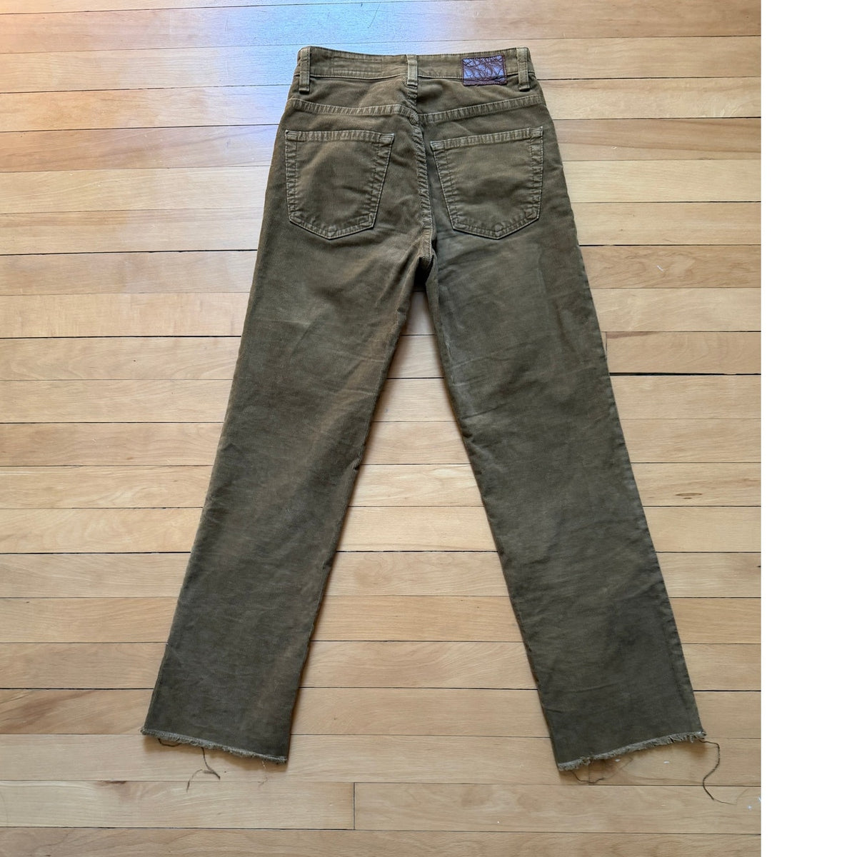 AG Adriano Goldschmied The Rhett Corduroy Pants Size 24 High Waisted Straight Raw Hem