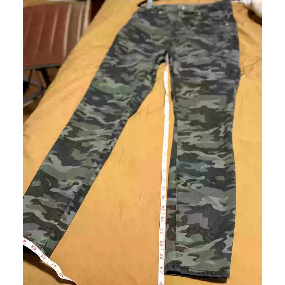 Good American Camo Jeans Size 4/27