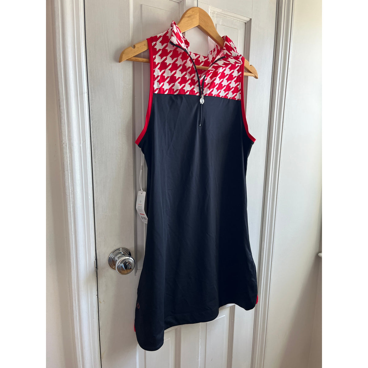 ⛳ KINONA Hana "Smolder Shoulder" Sleeveless Golf Dress, Size Medium