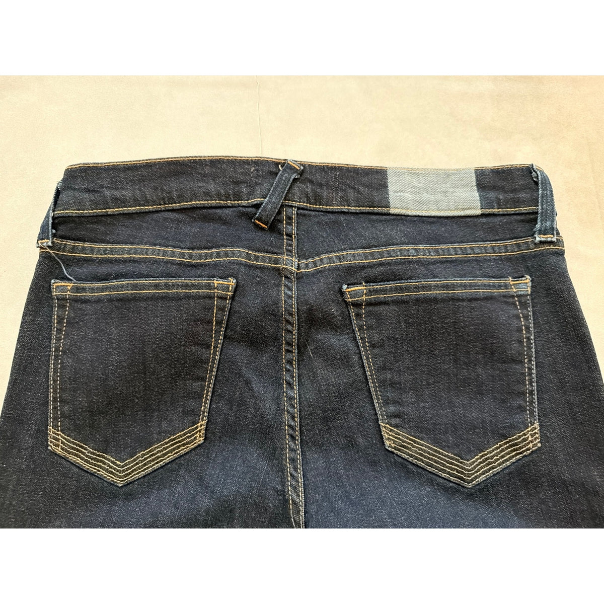 TEXTILE Elizabeth And James Size 28 Dark Wash Mid Rise Skinny Jeans