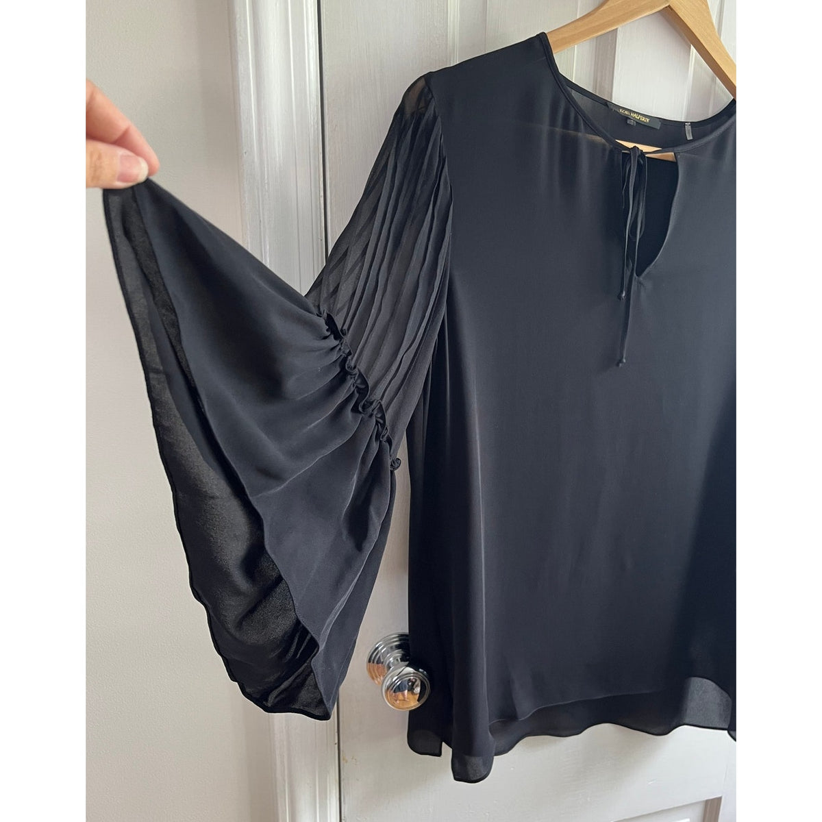 Kobi Halperin Silk Chiffon Bell Sleeve Blouse - Black - Size Medium - EUC
