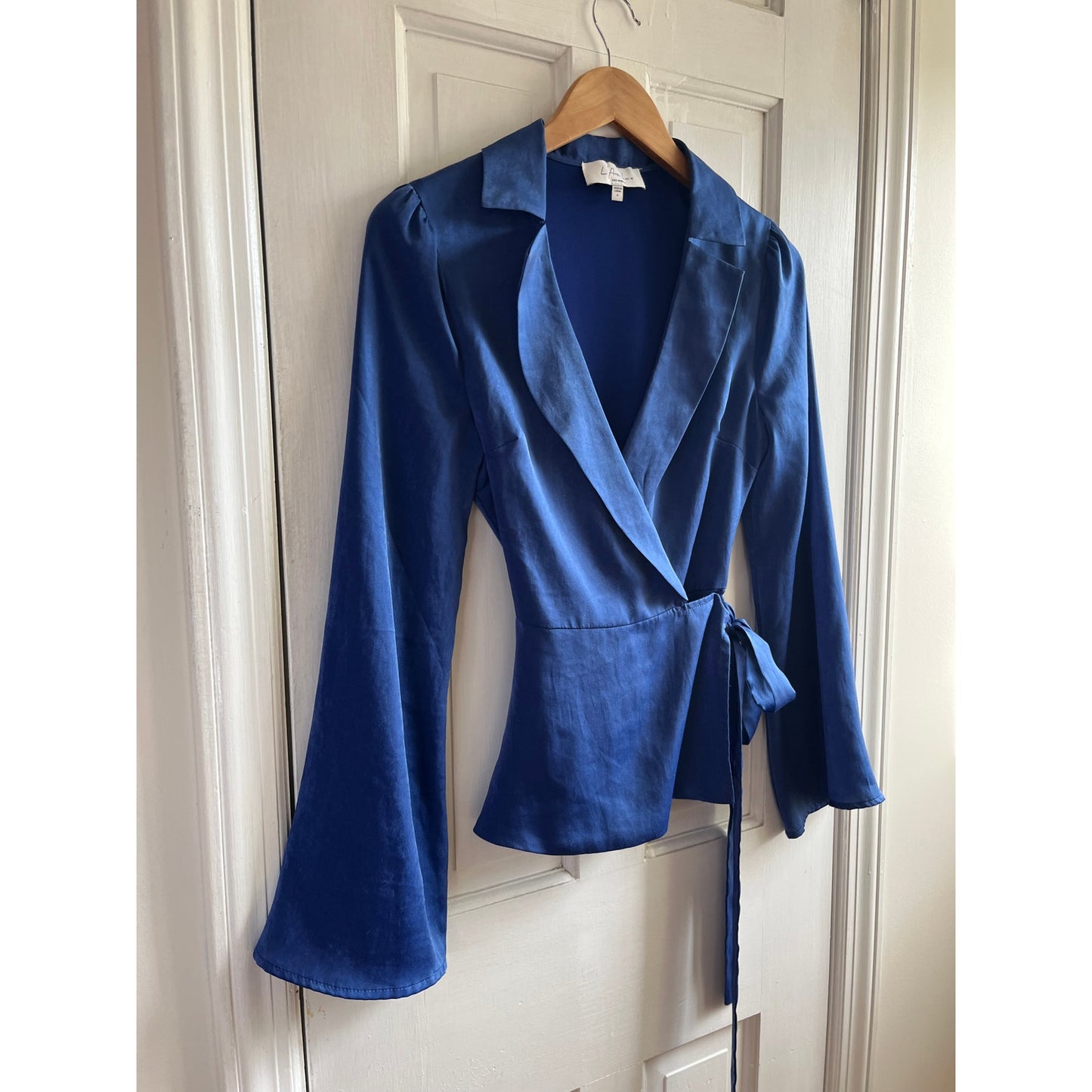 ✨ L'Academie The Wrap Blouse in Navy Blue | Satin Luxe Sz S | Revolve✨