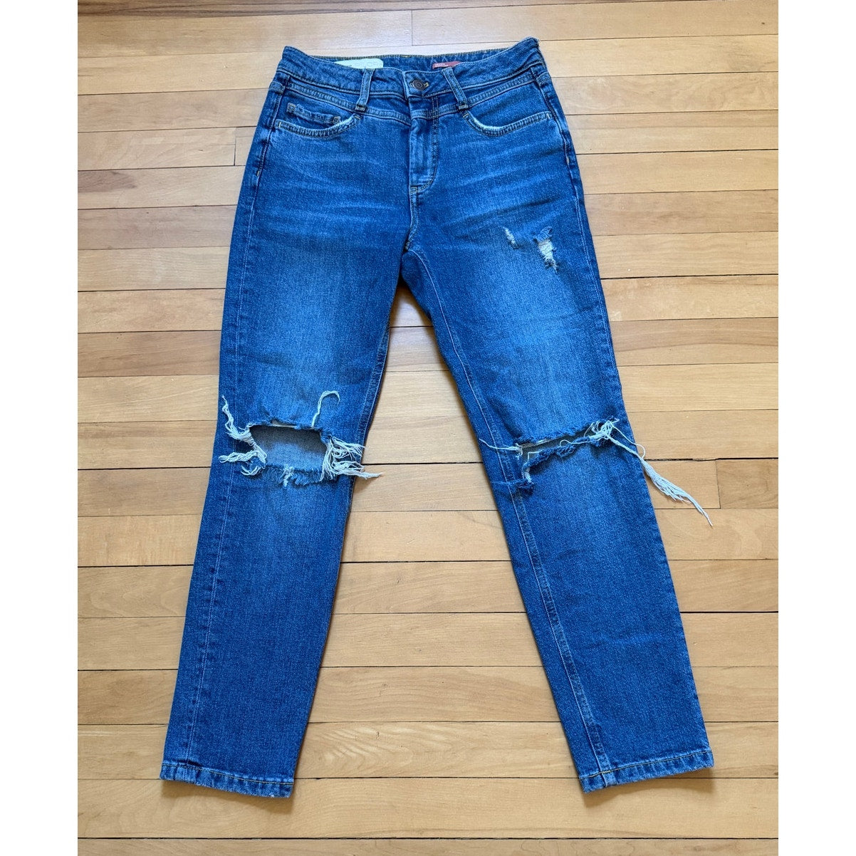 Anthropologie Pilcro Distressed Straight Leg Jeans 25 Medium Wash