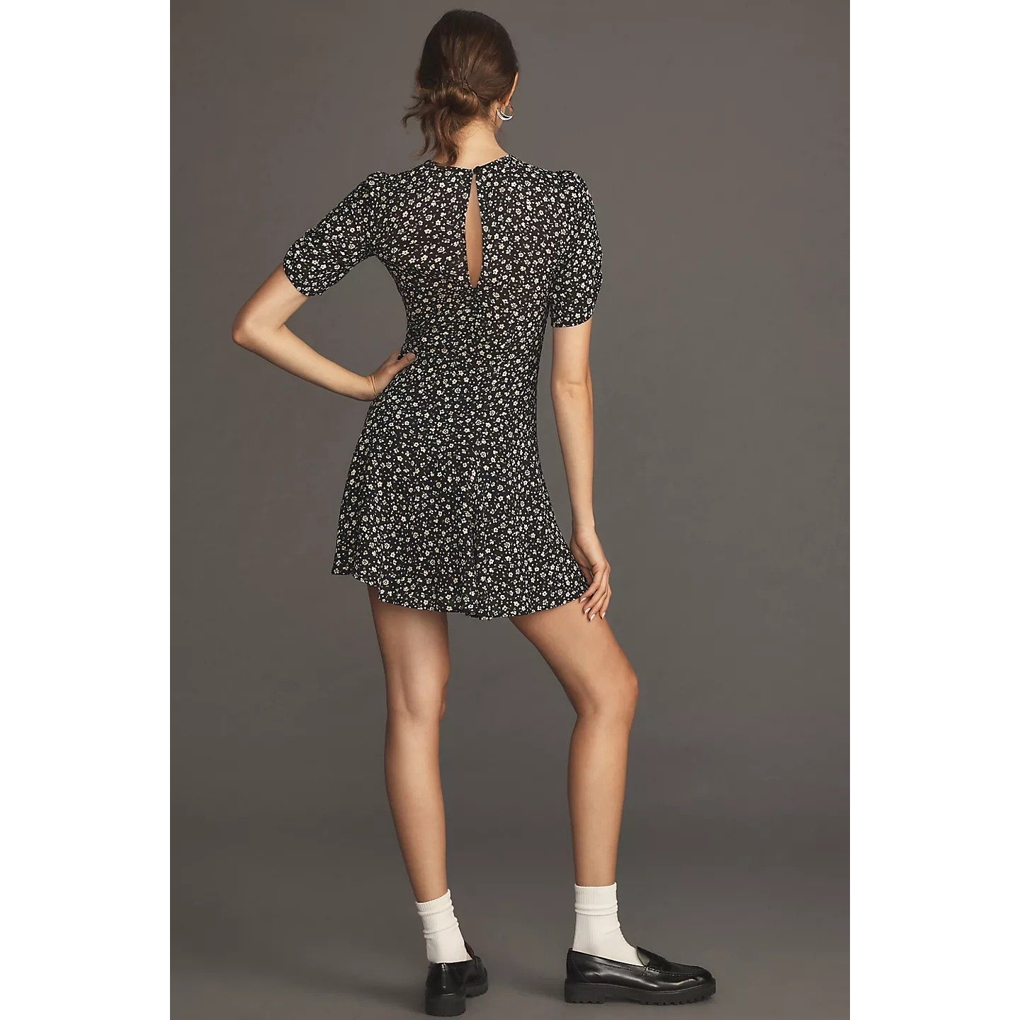 🖤 Reformation Gracie Dress | Sold Out "Daisy" Print -- Size 6