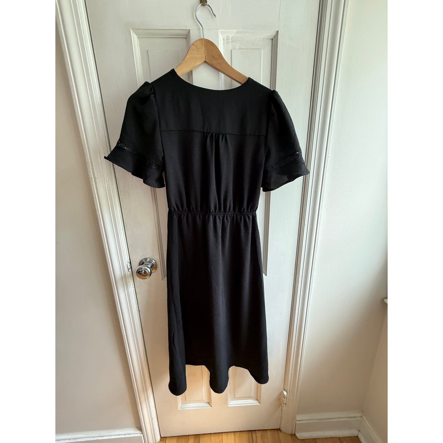 Monteau Los Angeles Black Lace Insert Midi Dress - Size XS - EUC