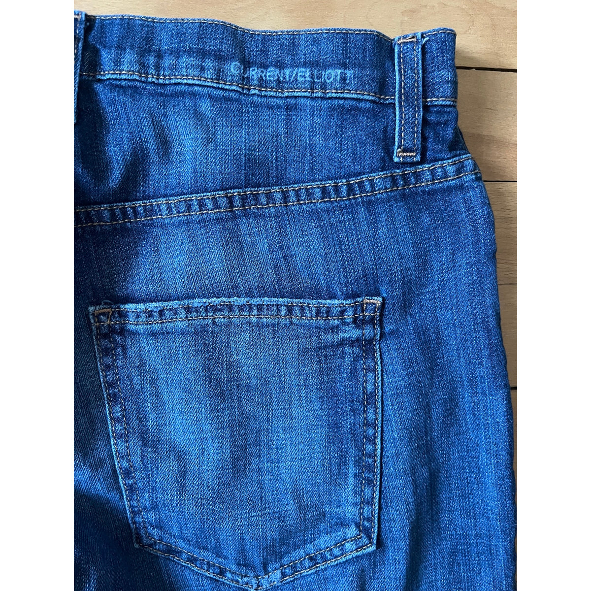 👟🕊️ Current/Elliott The Slouchy Carrot Straight Jeans Whirlwind Blue Size 28