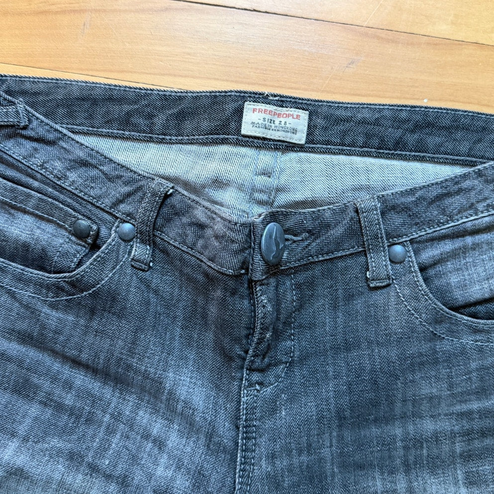 Y2K Free People Jeans Size 28 Gray Wash Straight Leg Distressed Denim