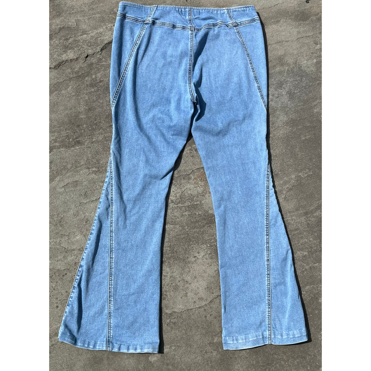 ✨ Free People We The Free Penny Pull-On Flare Jeans 32 ✨