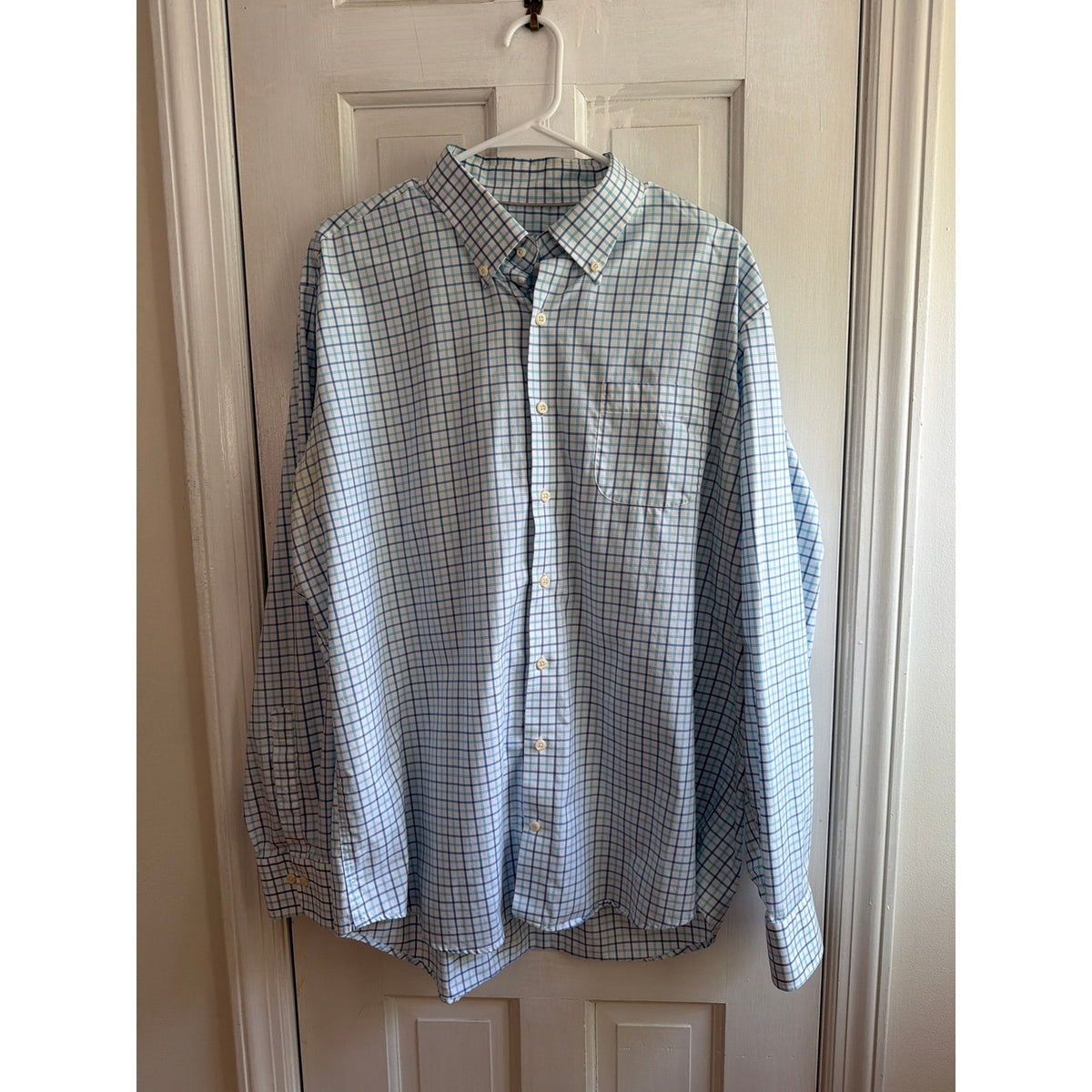Peter Millar Mens XL Blue, Teal, and White Pattern Button Down