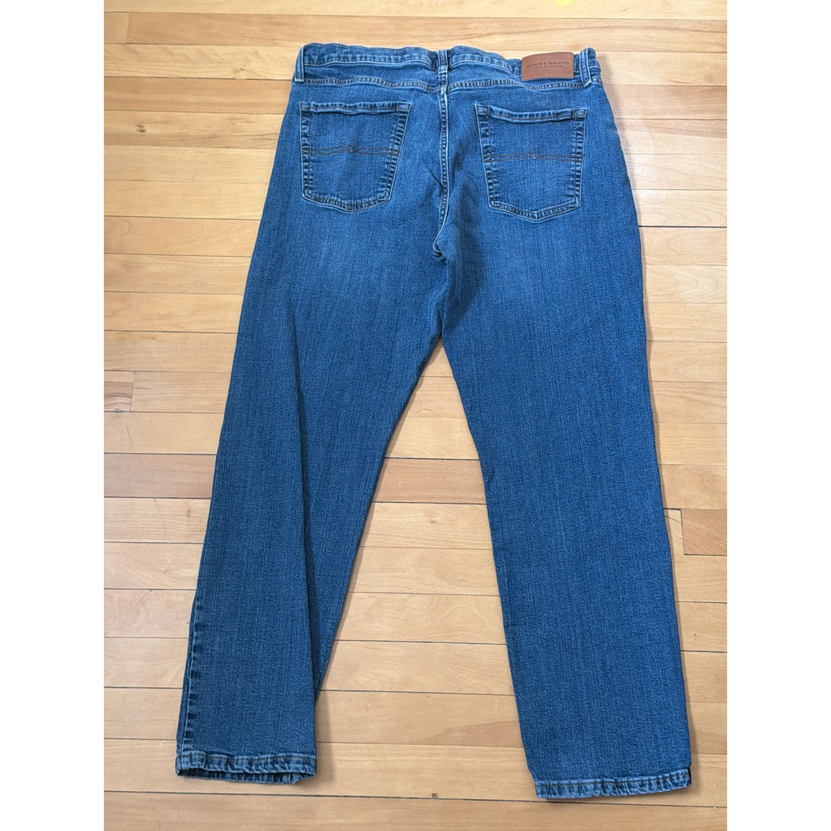 Lucky Brand 38/30 221 Straight MidRise Rise Men's Jeans