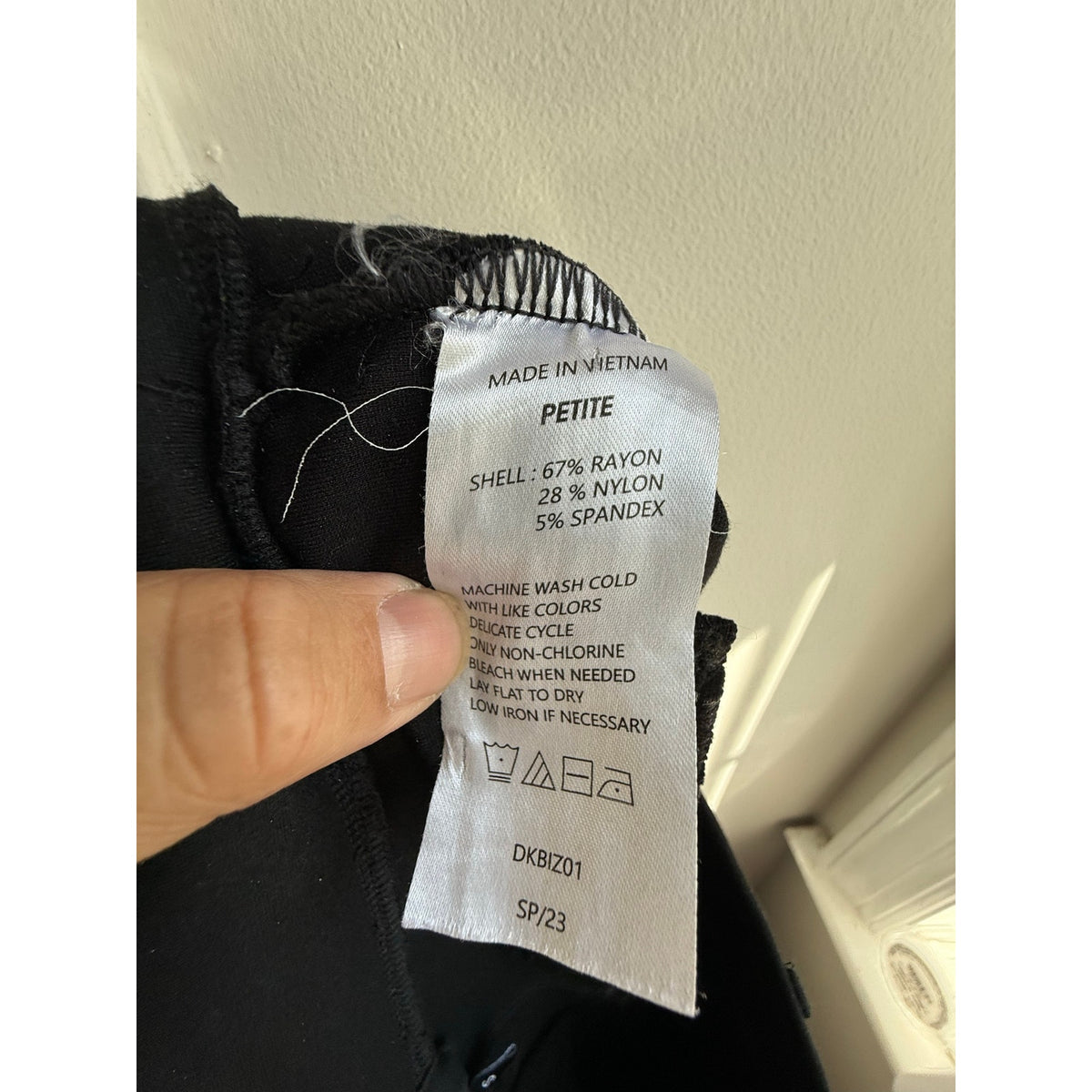 Quince Women's Black High-Waisted Athletic Performance Leggings Size Small