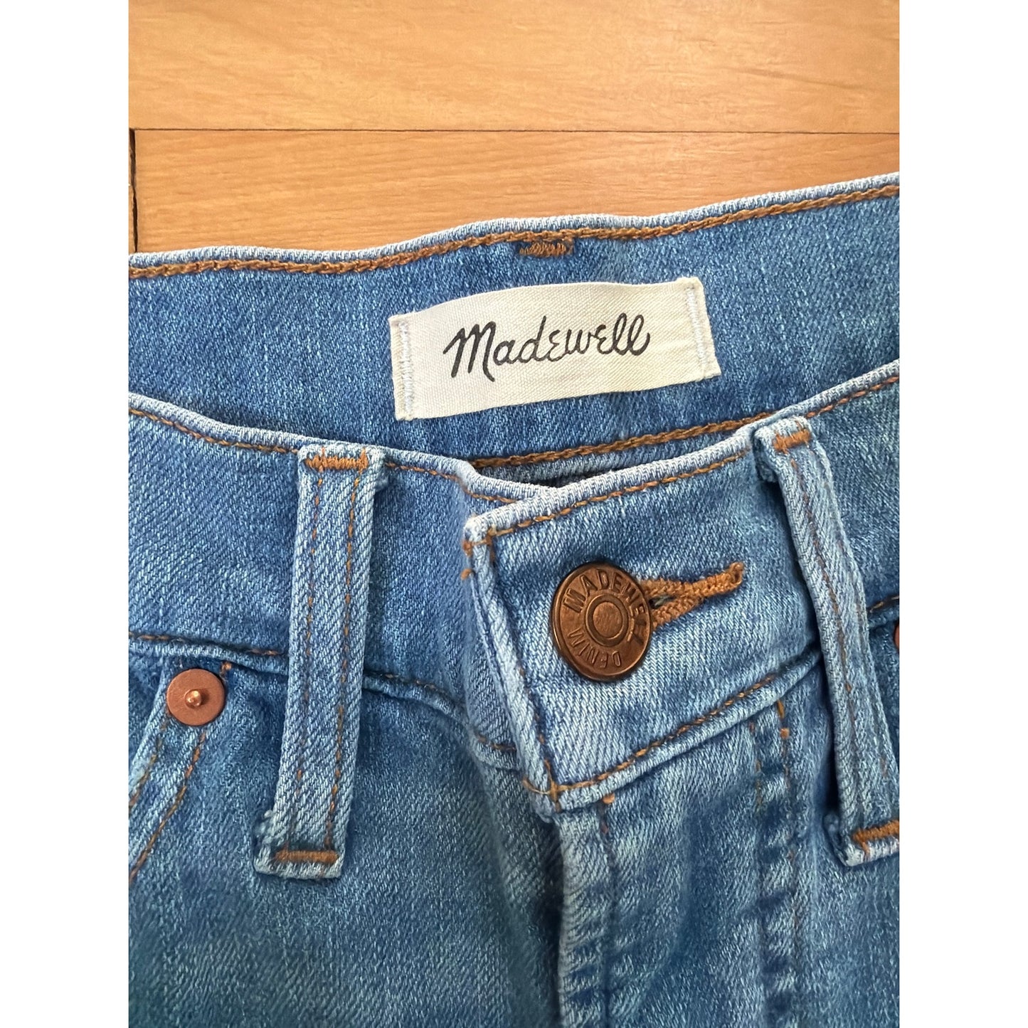 Madewell Size 25 The Perfect Vintage High Rise Light Wash Distressed