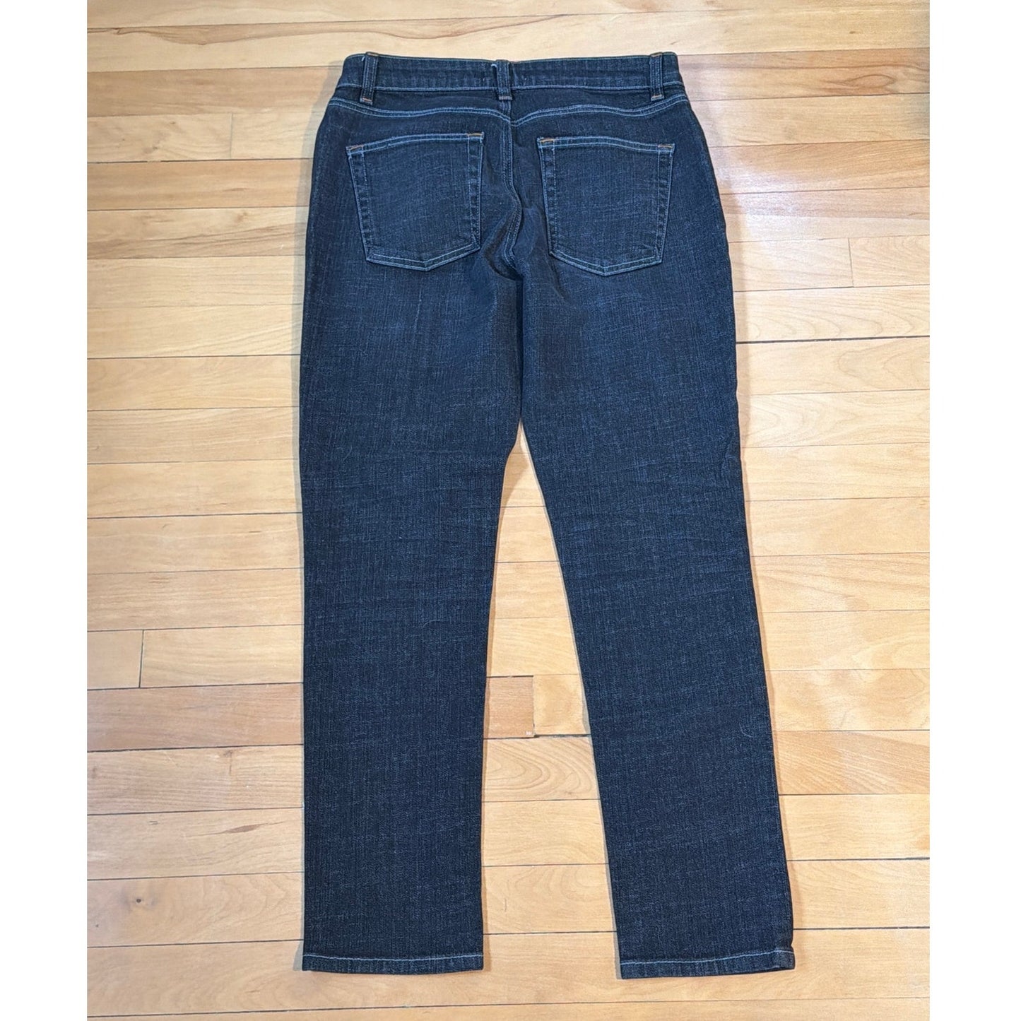 Eileen Fisher SIZE 2 Black Slim Fit Low Rise Jeans