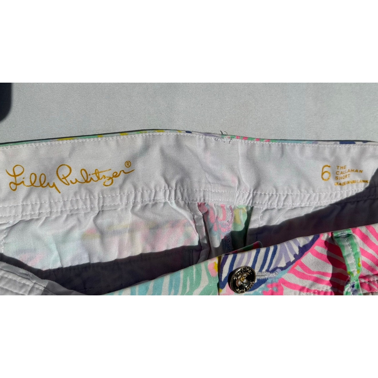 Lilly Pulitzer "The Callahan" Shorts Size 6 EUC Resort Print Chino